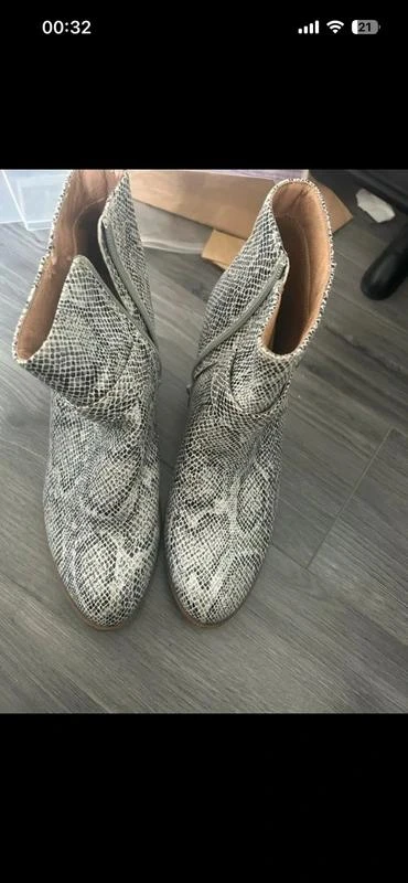 booties – photo 3